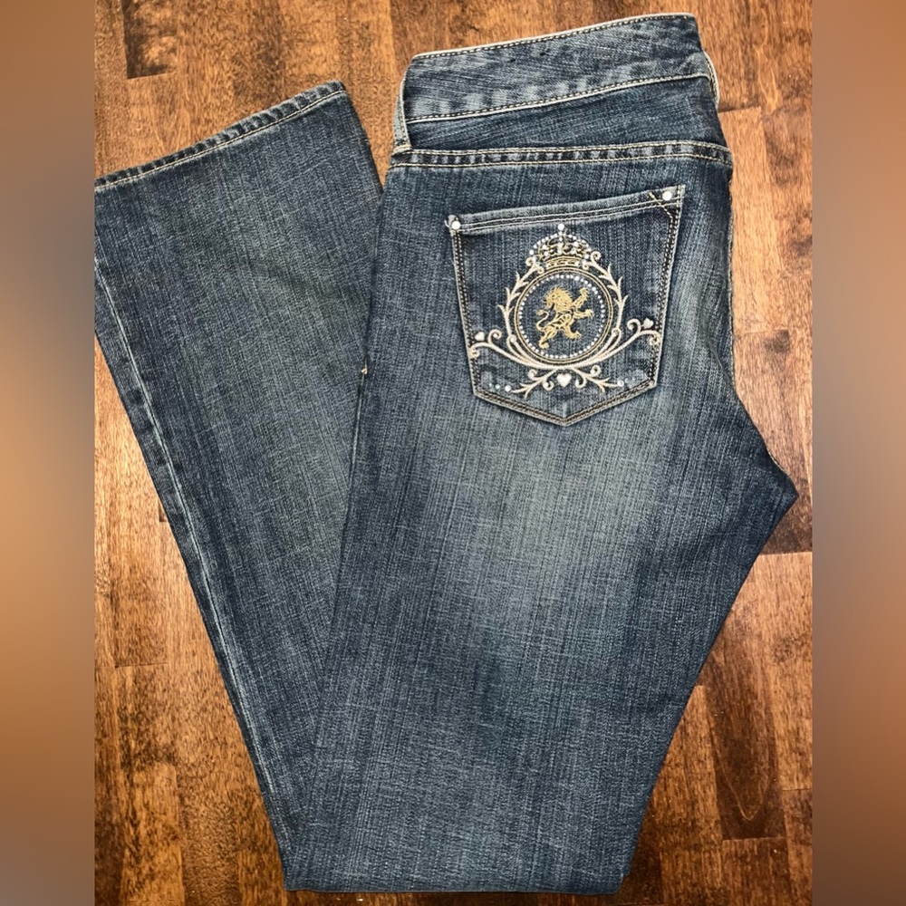 NWOT Express Wide Leg Jeans with embroidery and studs